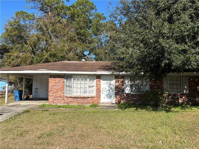 2243 Pinewood Dr