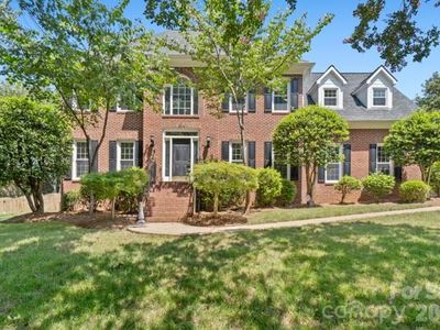 2328 Howerton Ct