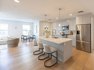 16 Boardman St #105