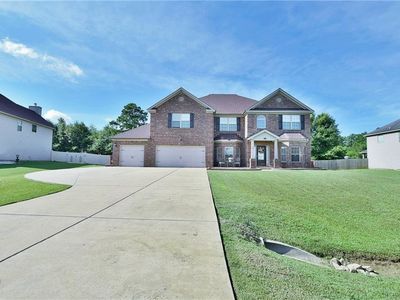 27 Caen Dr