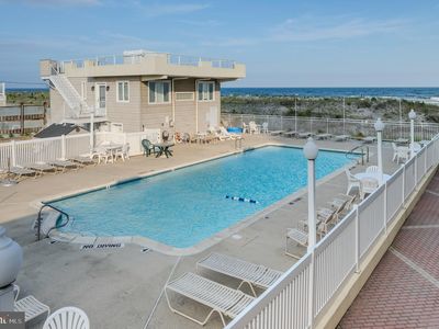 9010 Atlantic Ave APT 202