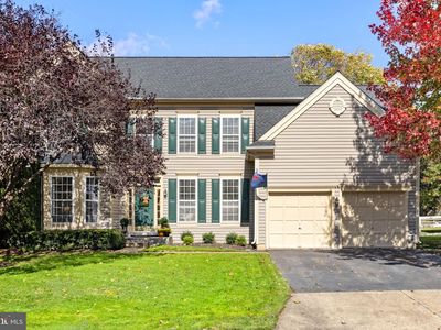Property at 35804 Park Heights Cir, Round Hill, VA
