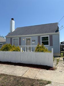 2222 Murray Ave