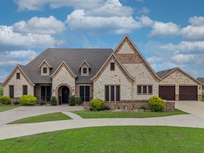 2135 Lake Estates Dr