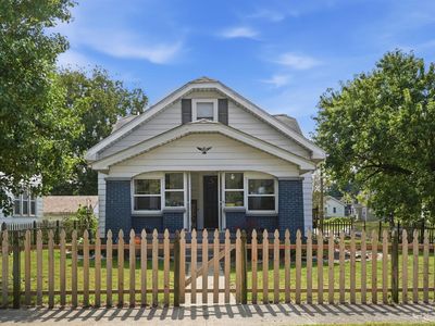 1209 Joe Nuxhall Blvd