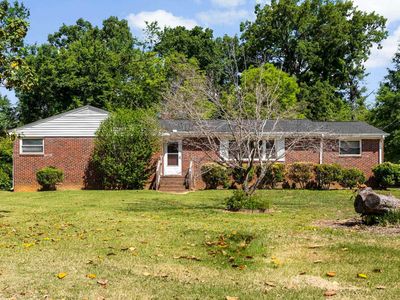 Property at 206 Greenbriar Dr, Simpsonville, SC