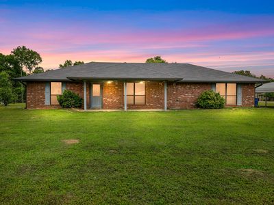 105 Private Road 1118