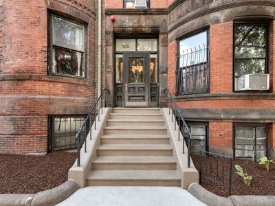 511 Beacon St APT 1