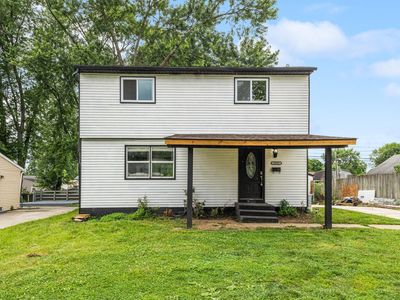 5044 Albany Dr