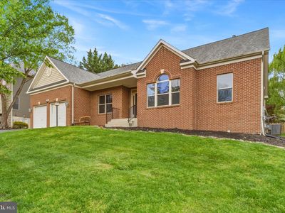 6741 Woodridge Rd
