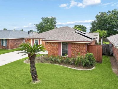 3310 Chateau Blvd