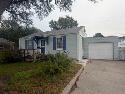 Property at 1120 Saunders Ave, Hastings, NE