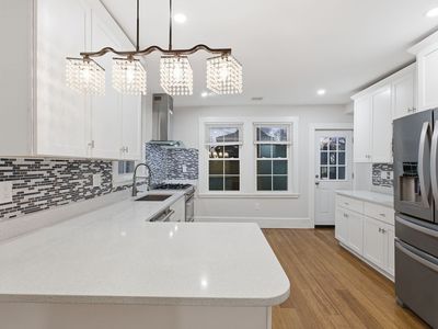 318 Concord Ave #2