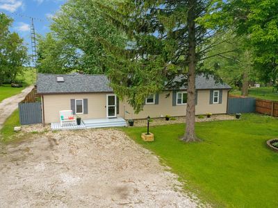 2725 2100th Rd N