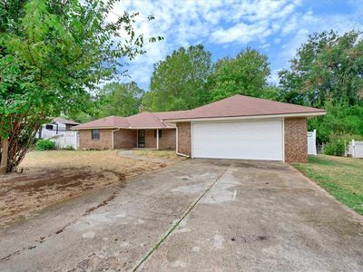 7813 Ambassador Rd