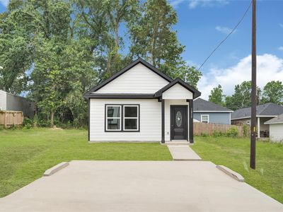 16939 Balmoral