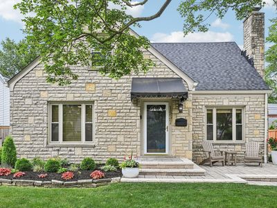1537 Barrington Rd