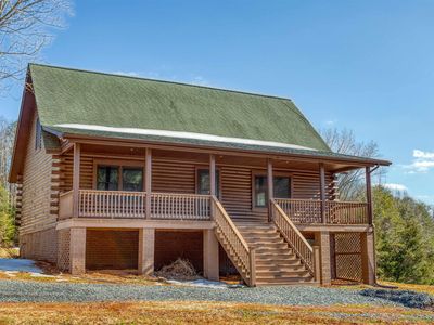 2911 James River Rd