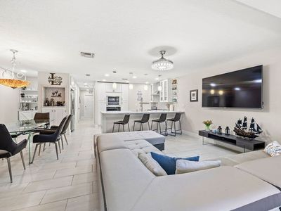 4949 N Highway A1a APT 112