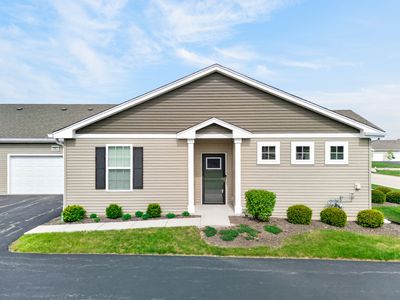 1021 Crestview Ln