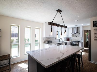 2226 Rolling Meadows Dr