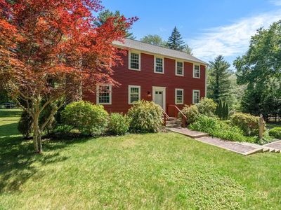 128 Fruit St