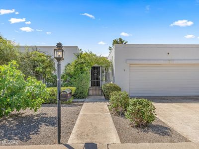 6612 E Calle Cavalier