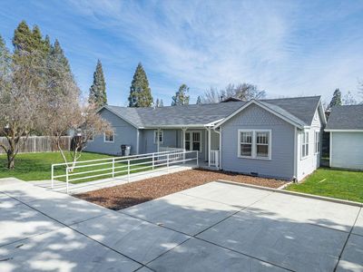 2165 Crestbrook Rd