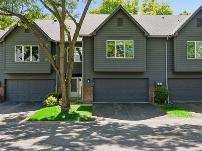2228 Sherwood Ct