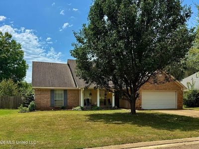 895 Windward Dr