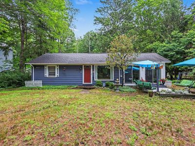2145 Lakeshore Dr