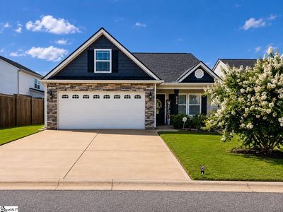 Property at 624 Parkway Village Rd, Boiling Springs, SC