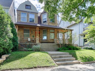 546 N 32nd STREET