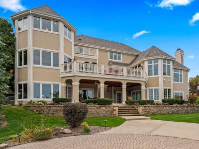 1800 East Juniper WAY