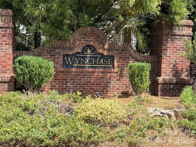 2505 Mullis Ln