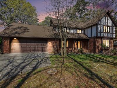4103 Oak Hollow Dr