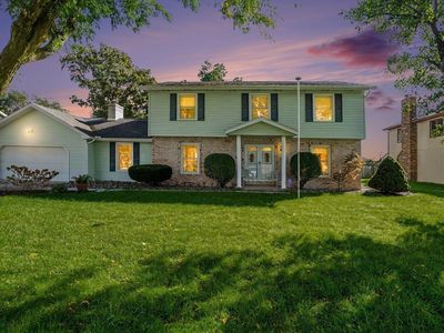 Property at 52566 Farmingdale Dr, Granger, IN