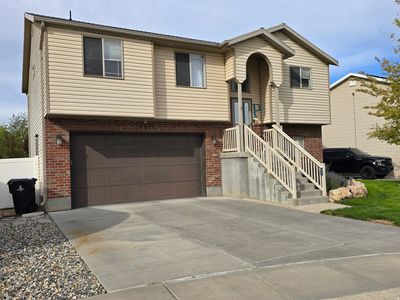 2626 W 2225 S