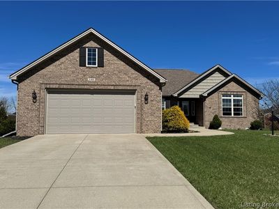 140 W Marion Drive