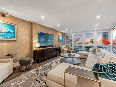 4031 Gulf Shore BLVD N #4B