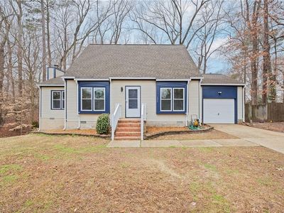 171 King Richard Pl