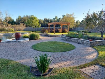15 White Meadow Ct
