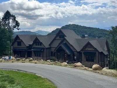 146 Springwater Lane