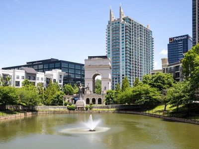 514 Motivation Cir NW