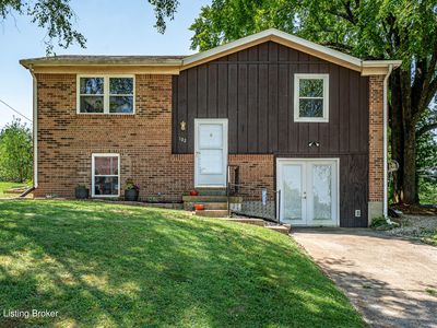102 Dixon Ave