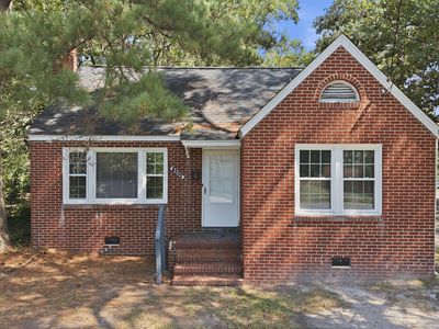 1004 W Thomas St