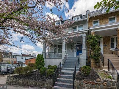 1325 Allison St NW