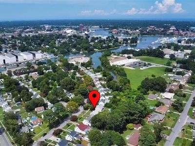 12 E Southampton Ave