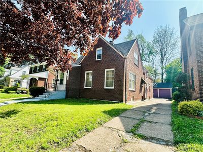 39 Benwood Ave