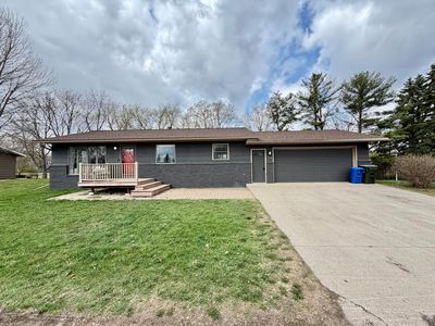 100 Ash Ave